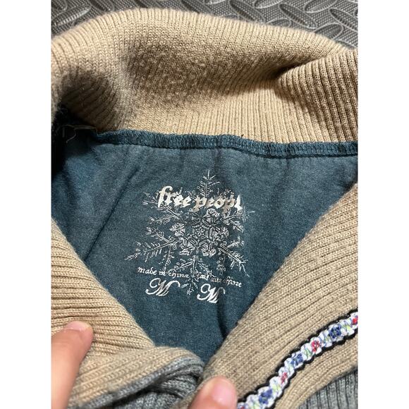 Free People Nordic Cozy Collar Sweater Women’s size Medium Y2K Style Button - Picture 3 of 9